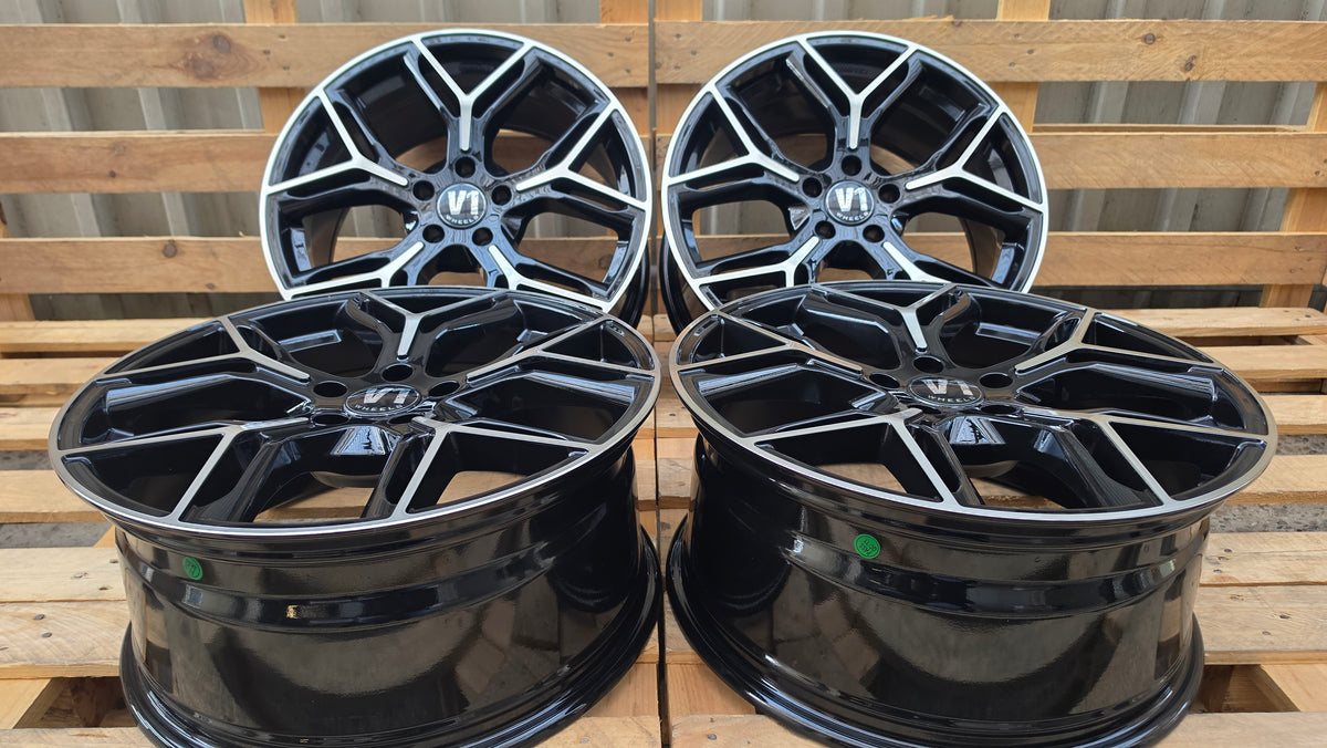 V1 Wheels V4 20 Zoll Alufelgen 5x120 ET35 Schwarz Poliert