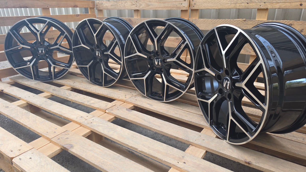 V1 Wheels V4 20 Zoll Alufelgen 5x120 ET35 Schwarz Poliert