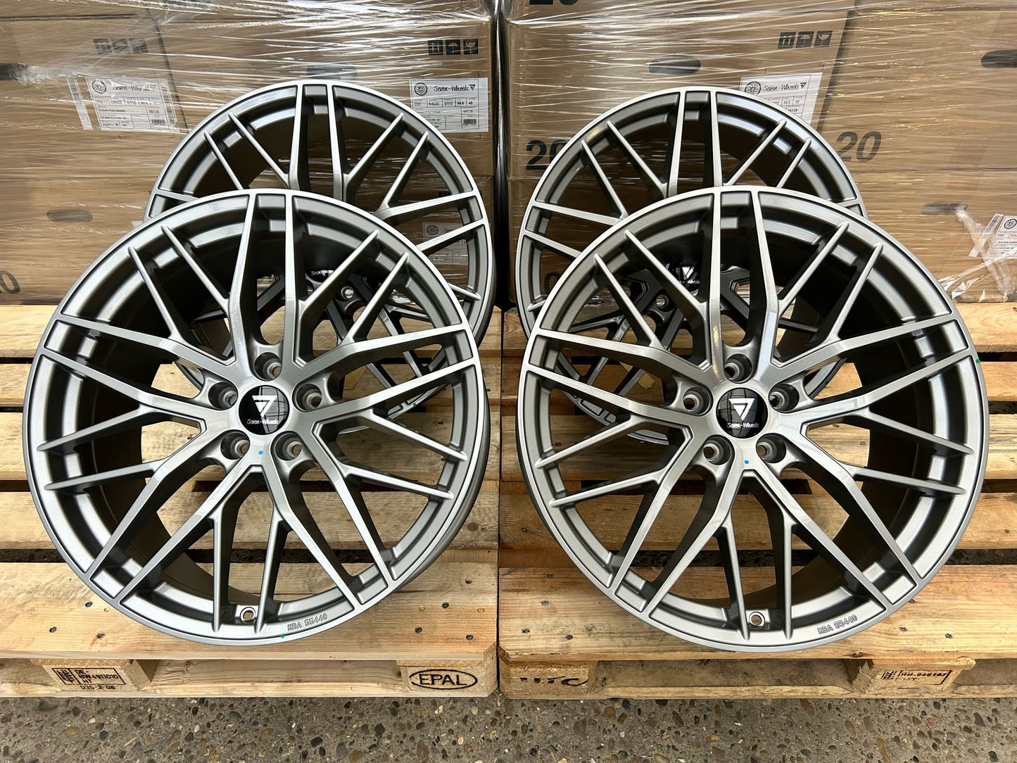 7 Wheels DS2 18 Zoll Grau Glanz 8,0x18 ET30 5/112