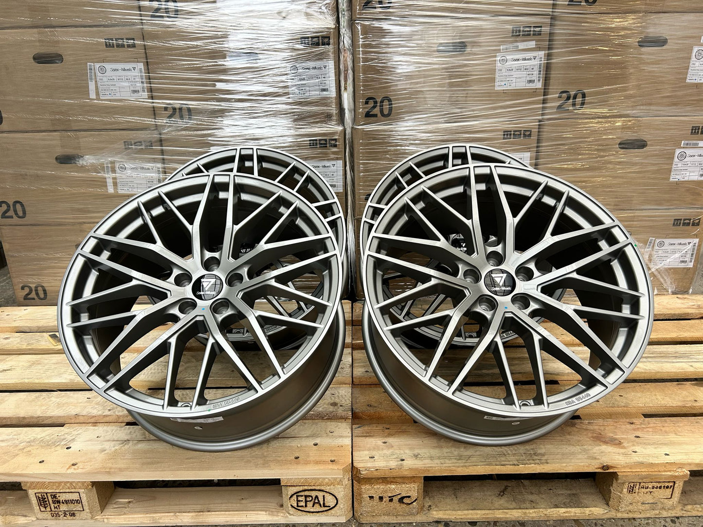 7 Wheels DS2 18 Zoll Grau Glanz 8,0x18 ET30 5/112