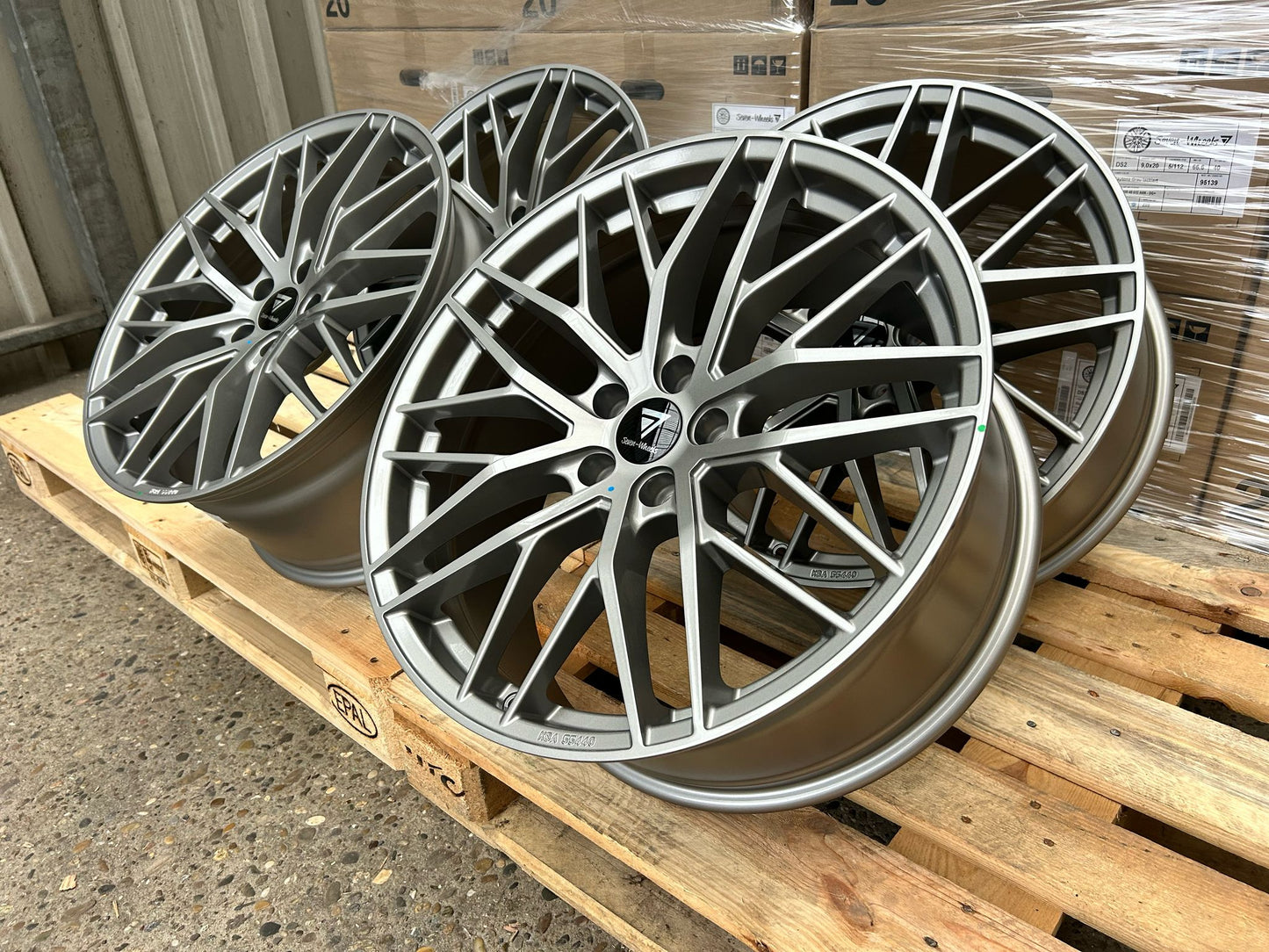 7 Wheels DS2 18 Zoll Grau Glanz 8,0x18 ET30 5/112