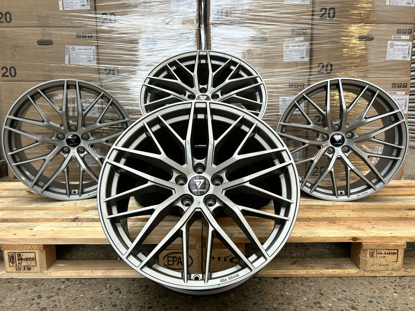 7 Wheels DS2 18 Zoll Grau Glanz 8,0x18 ET30 5/112