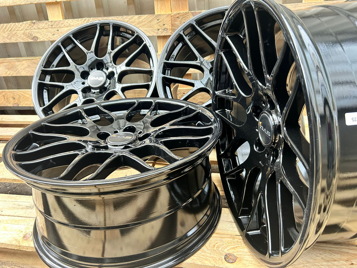 Avus AC- MB4 19 Zoll Schwarz Glänzend 8,5 und 9,5x19 ET37 5/120