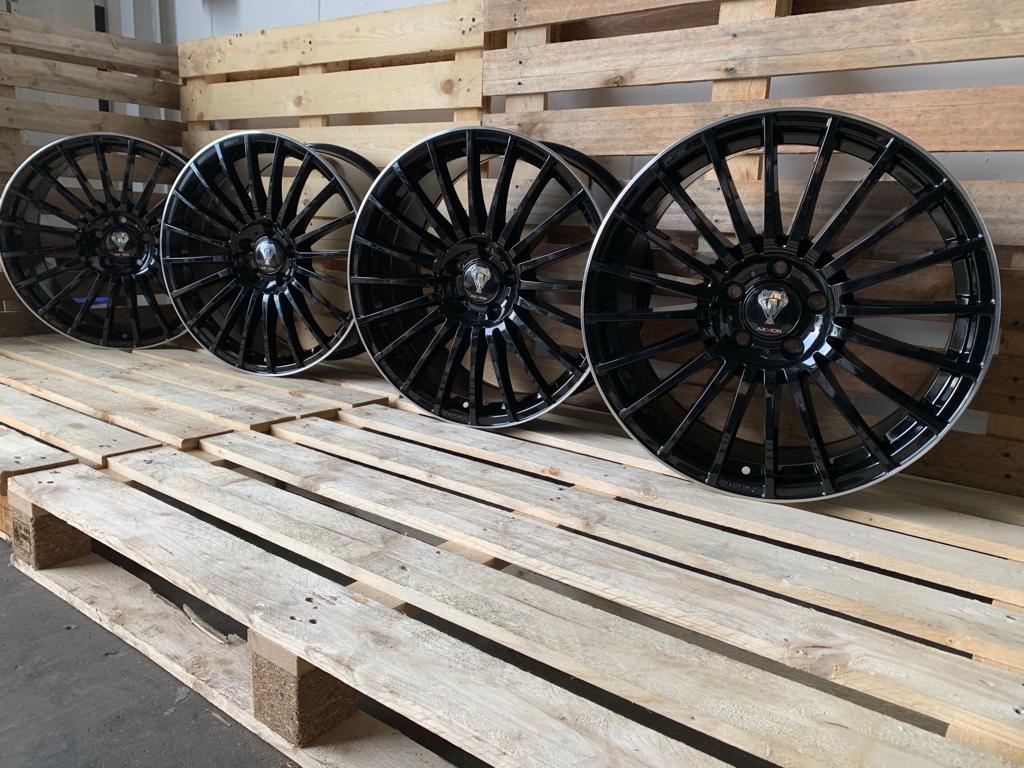 4er Satz Axxion AX5 19 Zoll Schwarz Glanz ET45