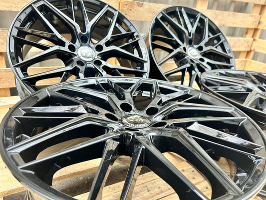 Damina DM08 18 Zoll Schwarz Glanz 8,0x18 ET45 5/120