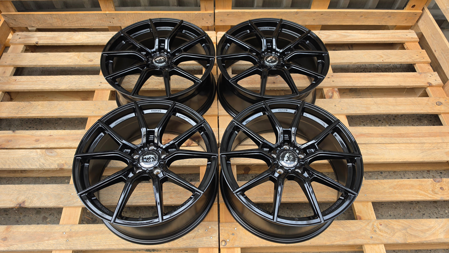 4er Satz Damina DM13 Superlight 19 Zoll Schwarz Glanz ET28