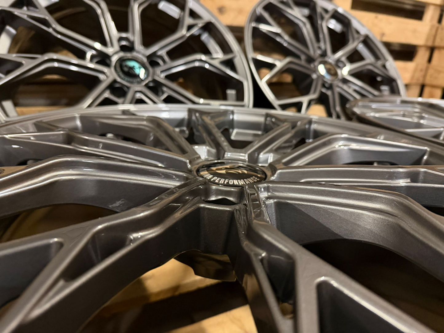 Damina DM18 19 Zoll Anthrazit 8,5x19 ET35 5/112