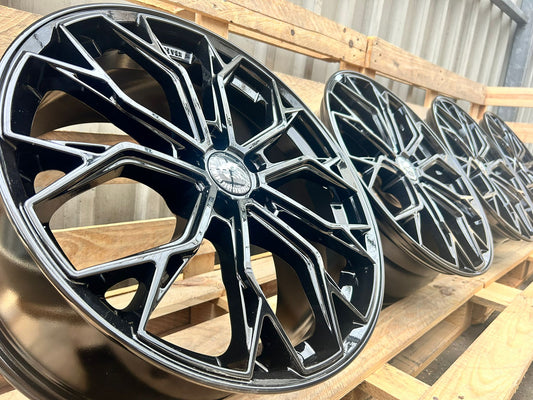 Damina DM18 19 Zoll Schwarz Glanz 8,5x19 ET35 5/112