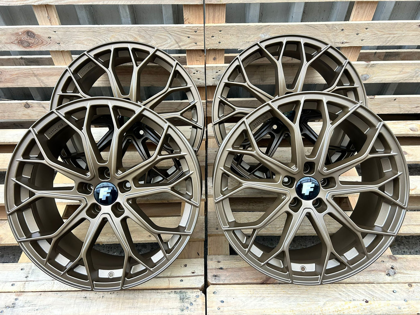 FF Wheels FF01 Felgen 20 Zoll Bronze Matt 8,5x20 ET45 5/112