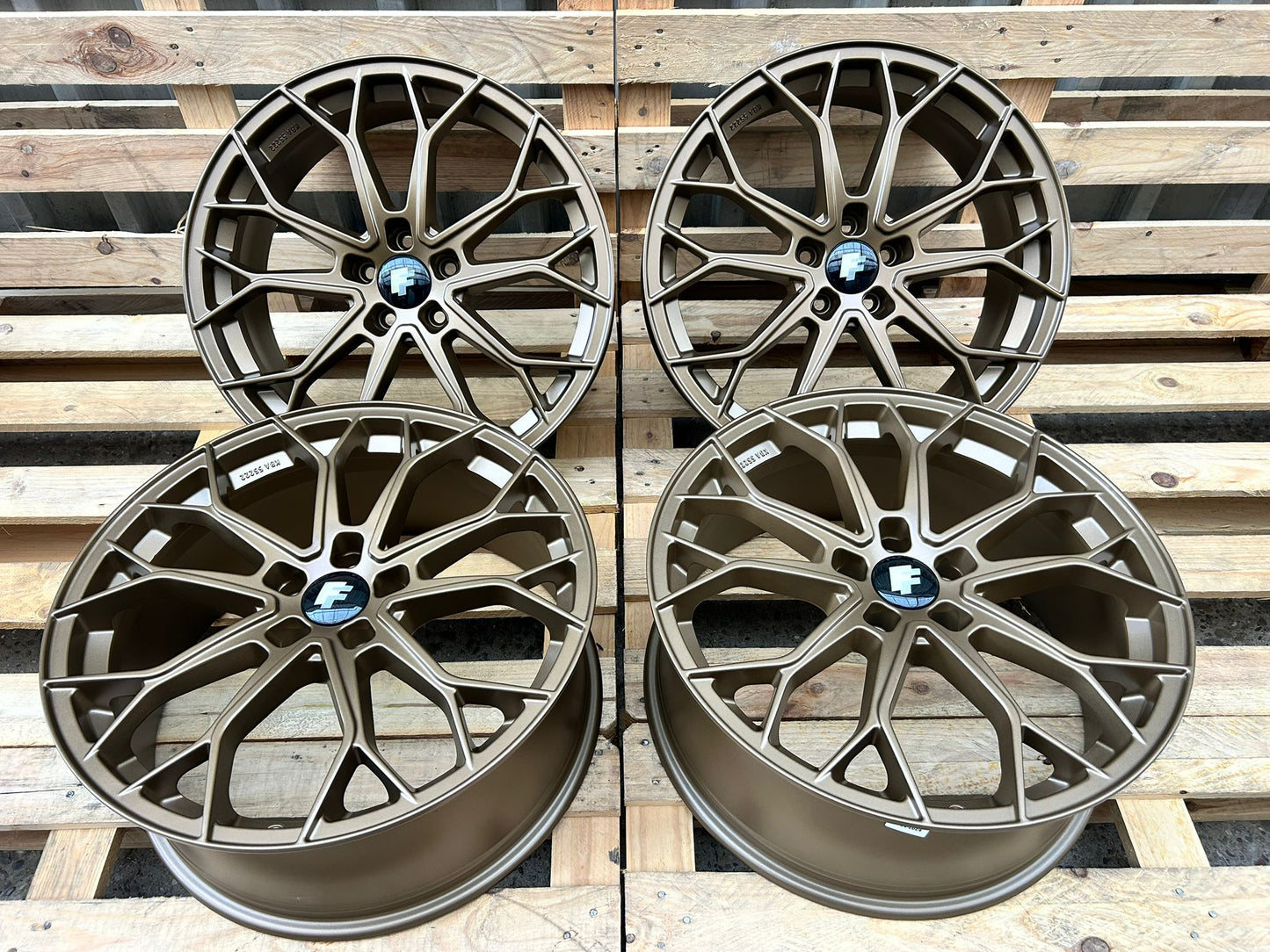 FF Wheels FF01 Felgen 20 Zoll Bronze Matt 8,5x20 ET45 5/112
