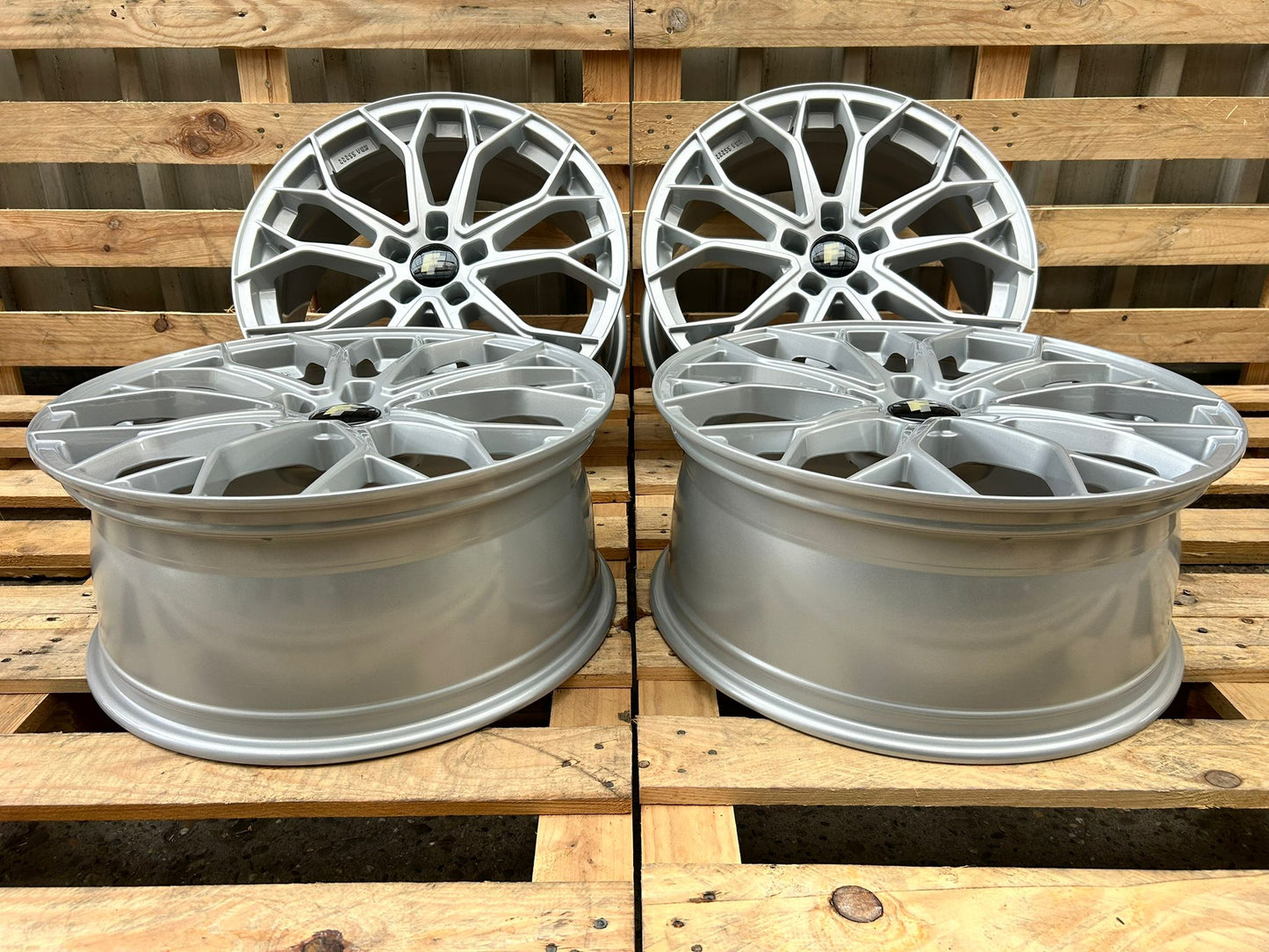 FF Wheels FF01 Felgen 20 Zoll Silber 8,5x20 ET45 5/112