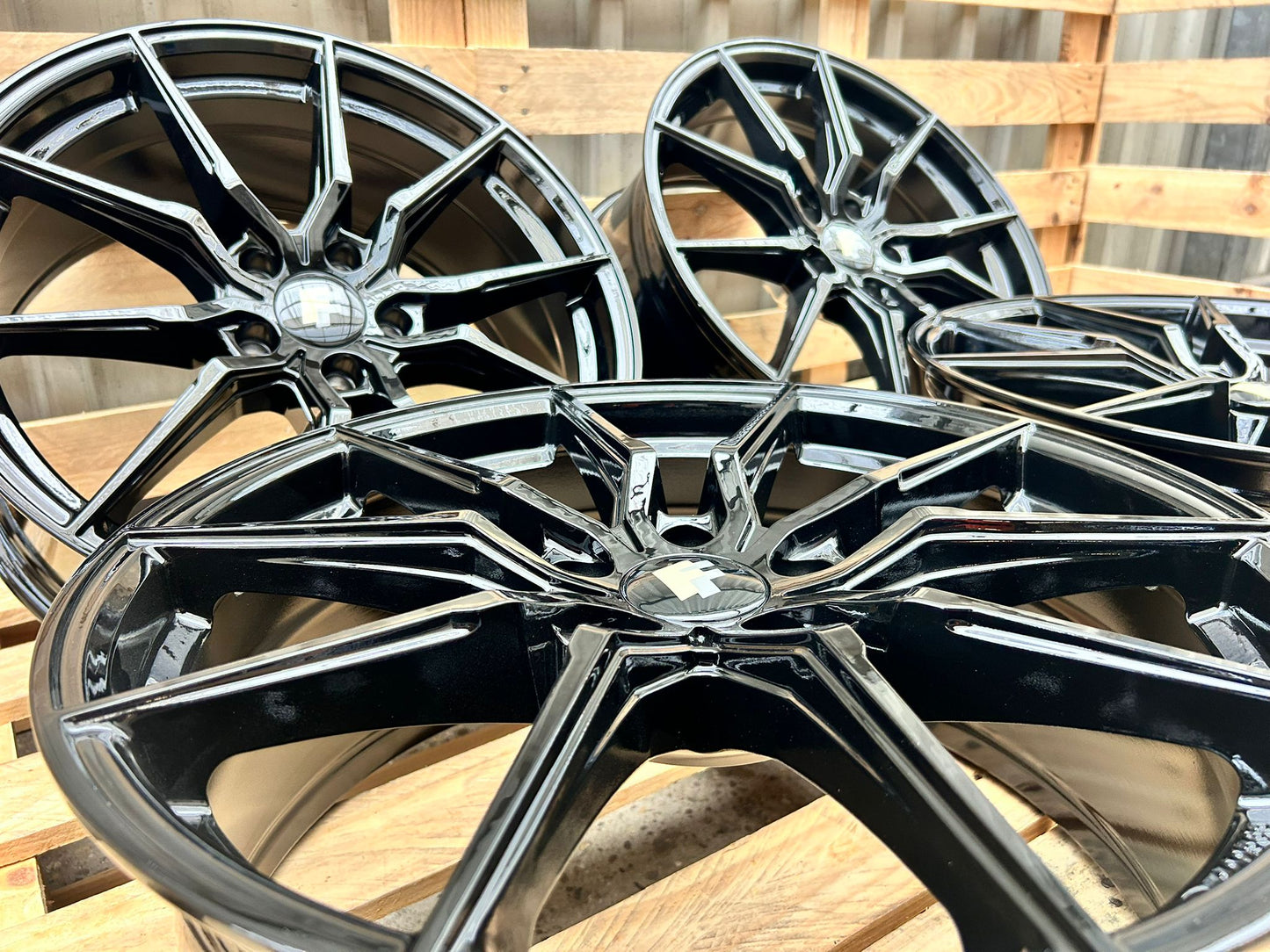 FF Wheels FF03 Felgen 19 Zoll Schwarz 8,5x19 ET35 5/112