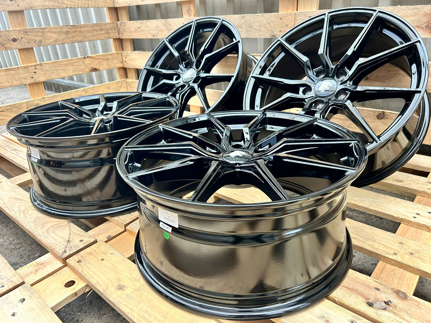 FF Wheels FF03 Felgen 19 Zoll Schwarz 8,5x19 ET35 5/112