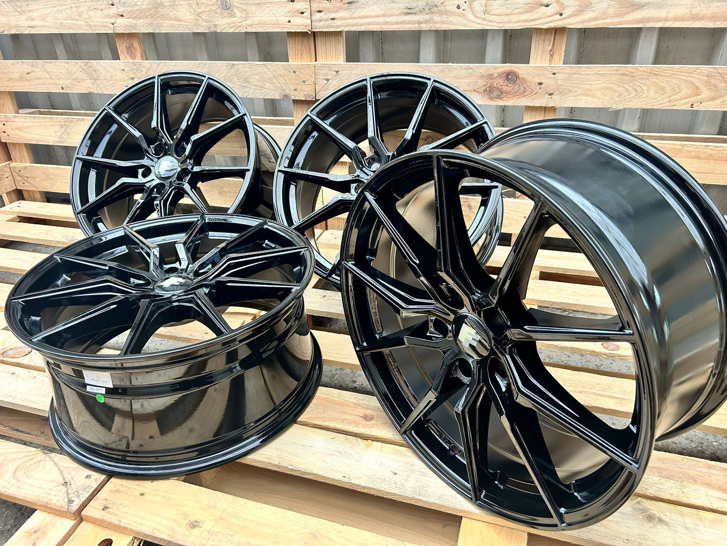 FF Wheels FF03 Felgen 19 Zoll Schwarz 8,5x19 ET35 5/112