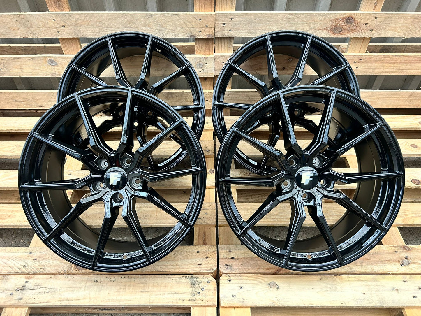 FF Wheels FF03 Felgen 19 Zoll Schwarz 8,5x19 ET35 5/112
