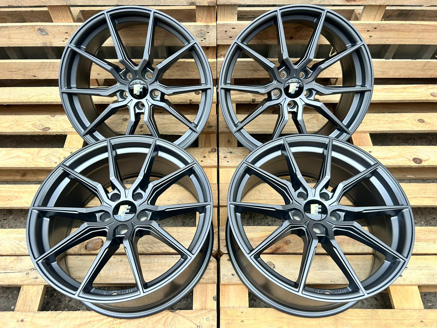 FF Wheels FF03 Felgen 19 Zoll Anthrazit 8,5x19 ET30 5/112
