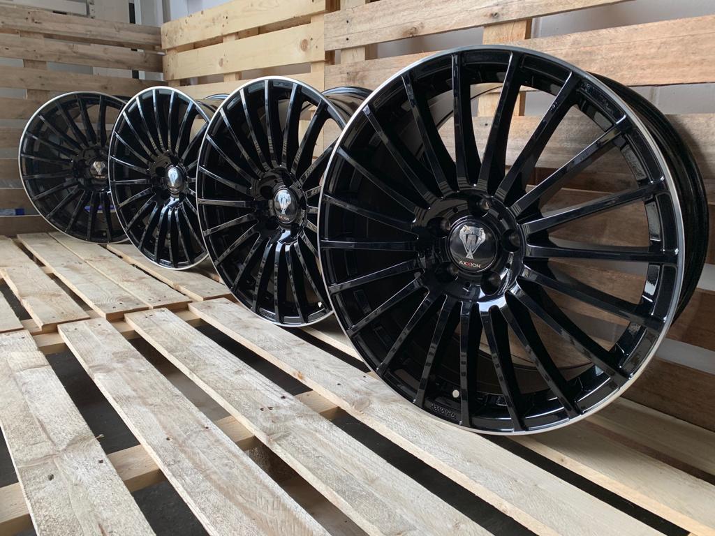 Axxion AX5 19 Zoll Schwarz Poliert 8,5x19 ET32 5/112