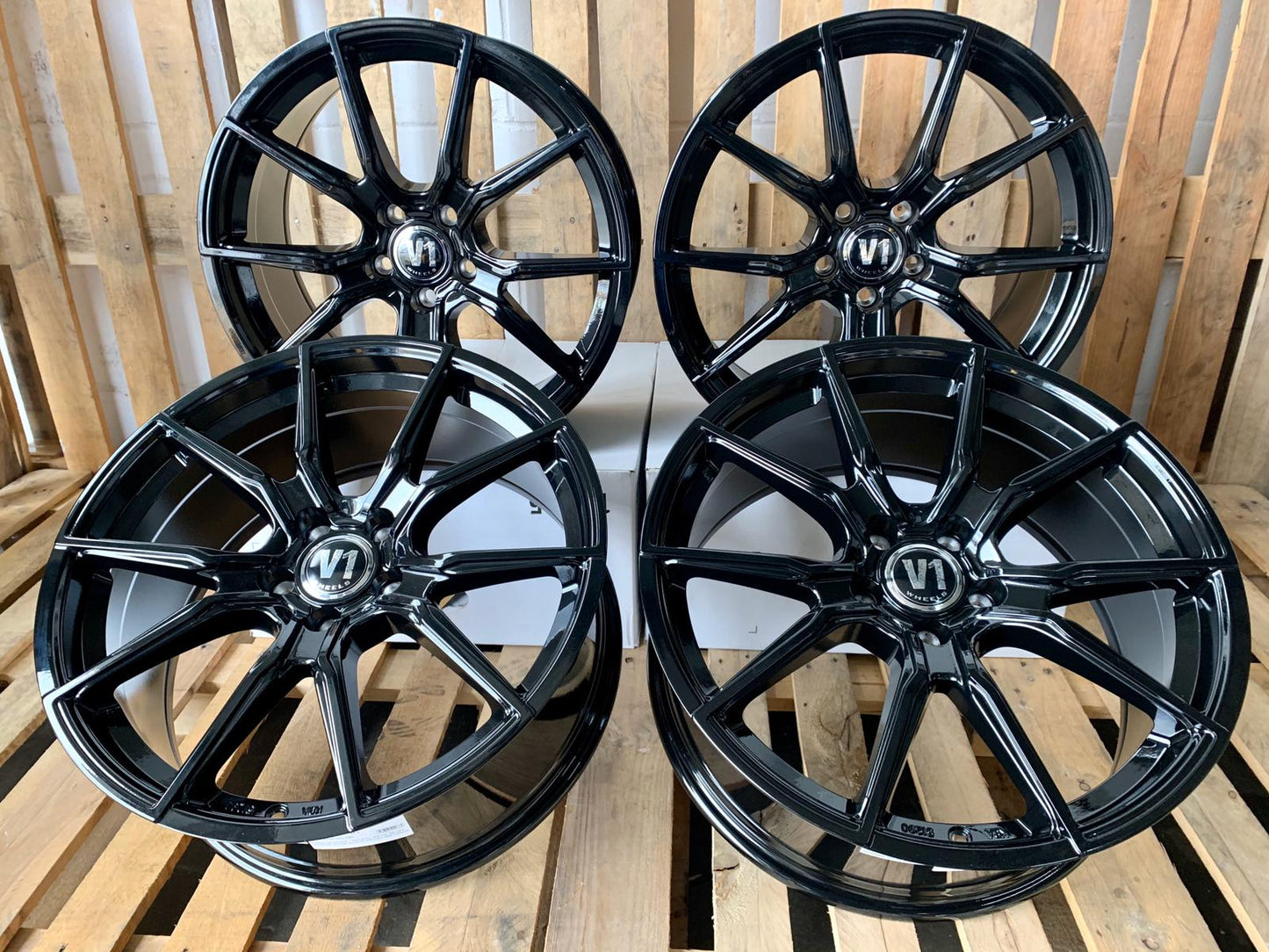 V1 Wheels V1 20 Zoll Schwarz Glanz 9,0x20 ET45 5/120 65,1