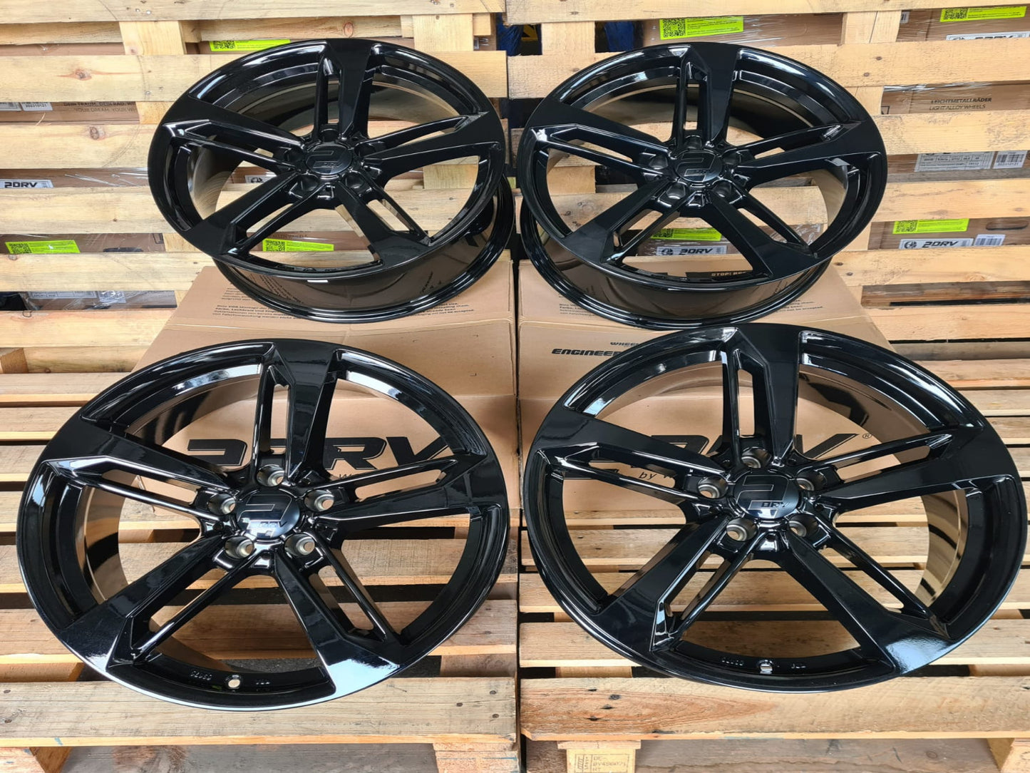 Wheelworld WH36 19 Zoll Schwarz Glanz 8,5x19 ET48 5/112