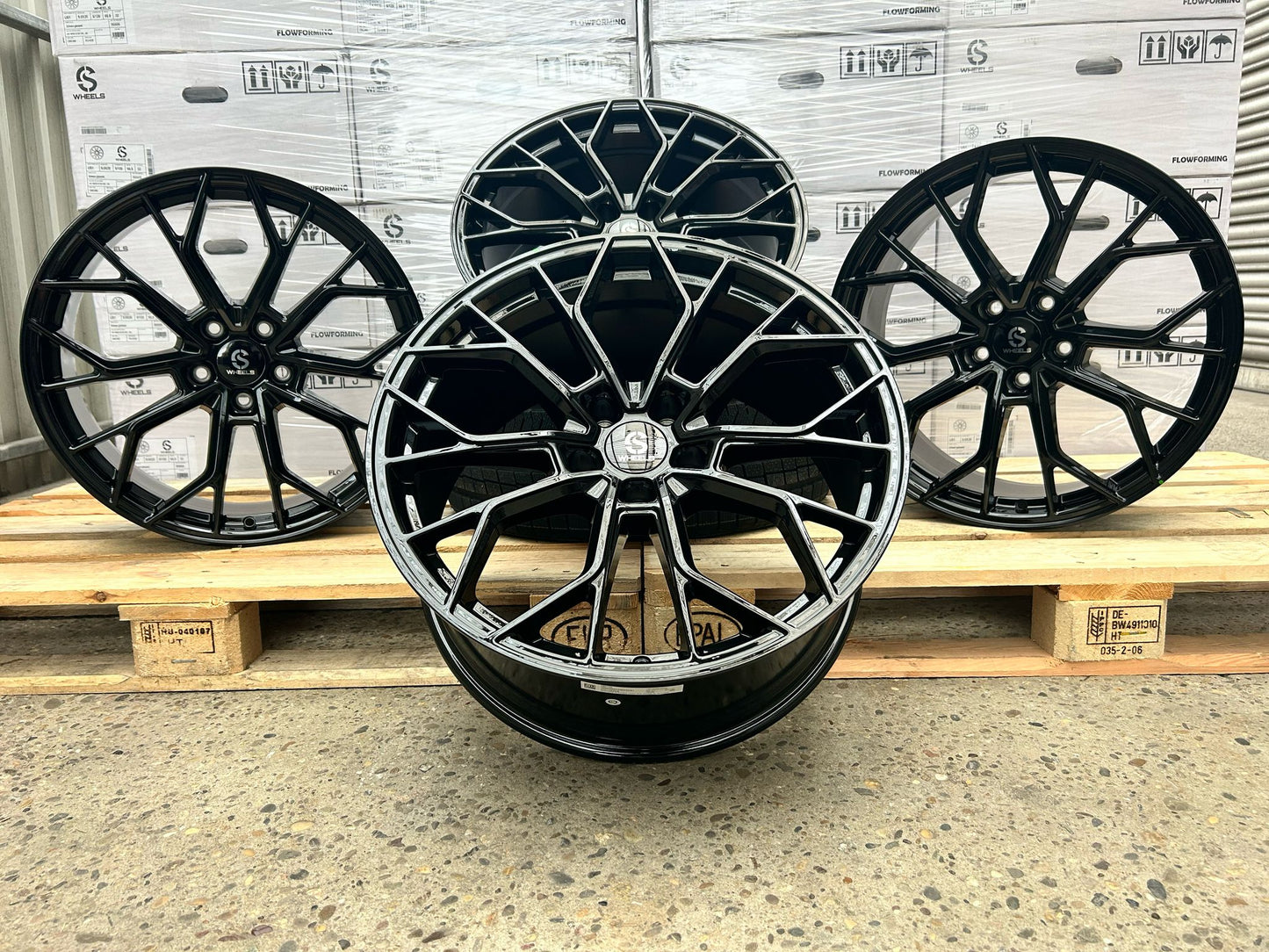 CS Wheels US1 20 Zoll Schwarz Glanz 9,0x20 ET30 5/112
