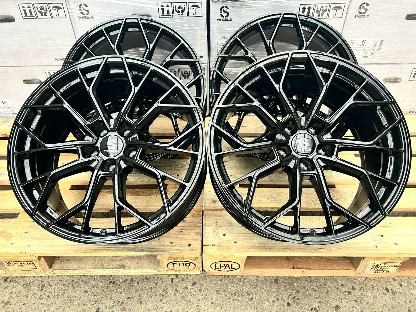 CS Wheels US1 20 Zoll Schwarz Glanz 9,0x20 ET30 5/112