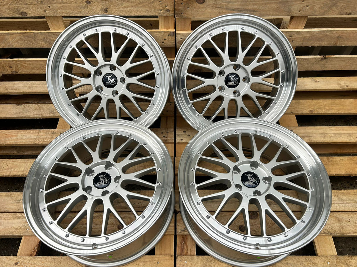 Ultra UA3 19 Zoll Silber Poliert 8,5 und 9,5x19 ET35 5/120