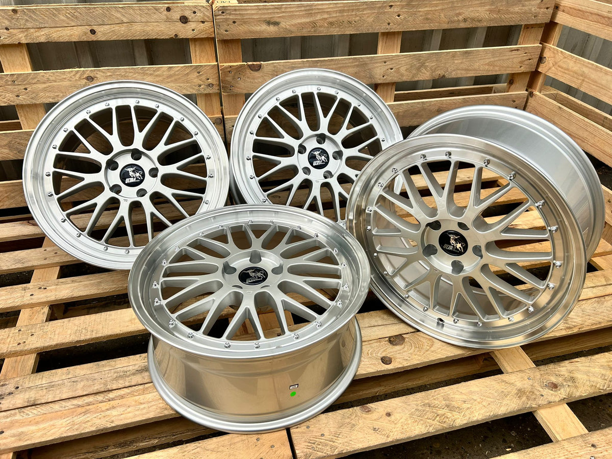 Ultra UA3 19 Zoll Silber Poliert 8,5 und 9,5x19 ET35 5/120