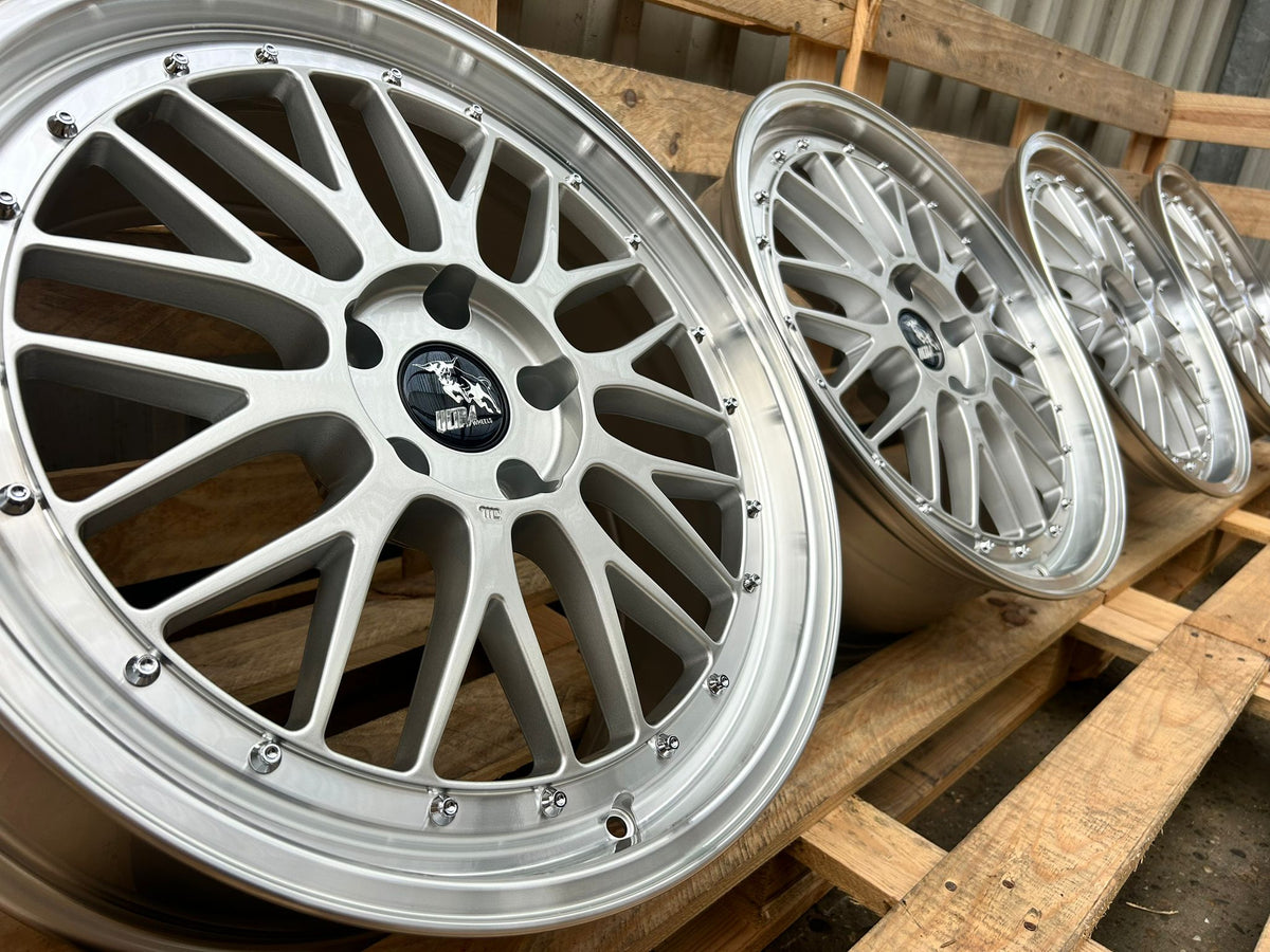 Ultra UA3 19 Zoll Silber Poliert 8,5 und 9,5x19 ET35 5/120