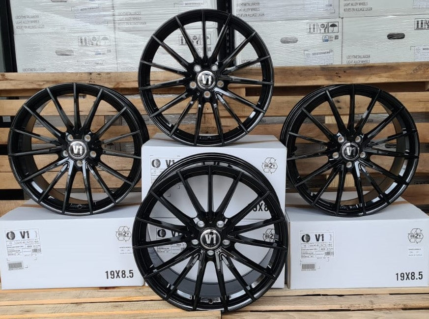 V1 Wheels V2 Felgen 18 Zoll Schwarz 8,0x18 ET45 5/120