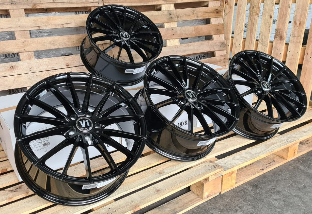 V1 Wheels V2 Felgen 18 Zoll Schwarz 8,0x18 ET45 5/120