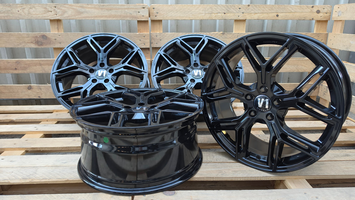 V1 Wheels V4 20 Zoll Alufelgen 5x112 ET30 Schwarz