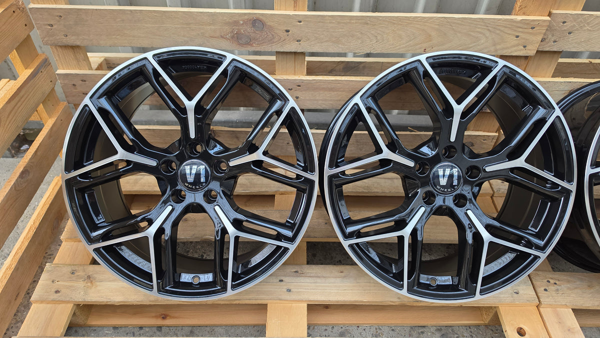 V1 Wheels V4 20 Zoll Alufelgen 5x120 ET35 Schwarz Poliert