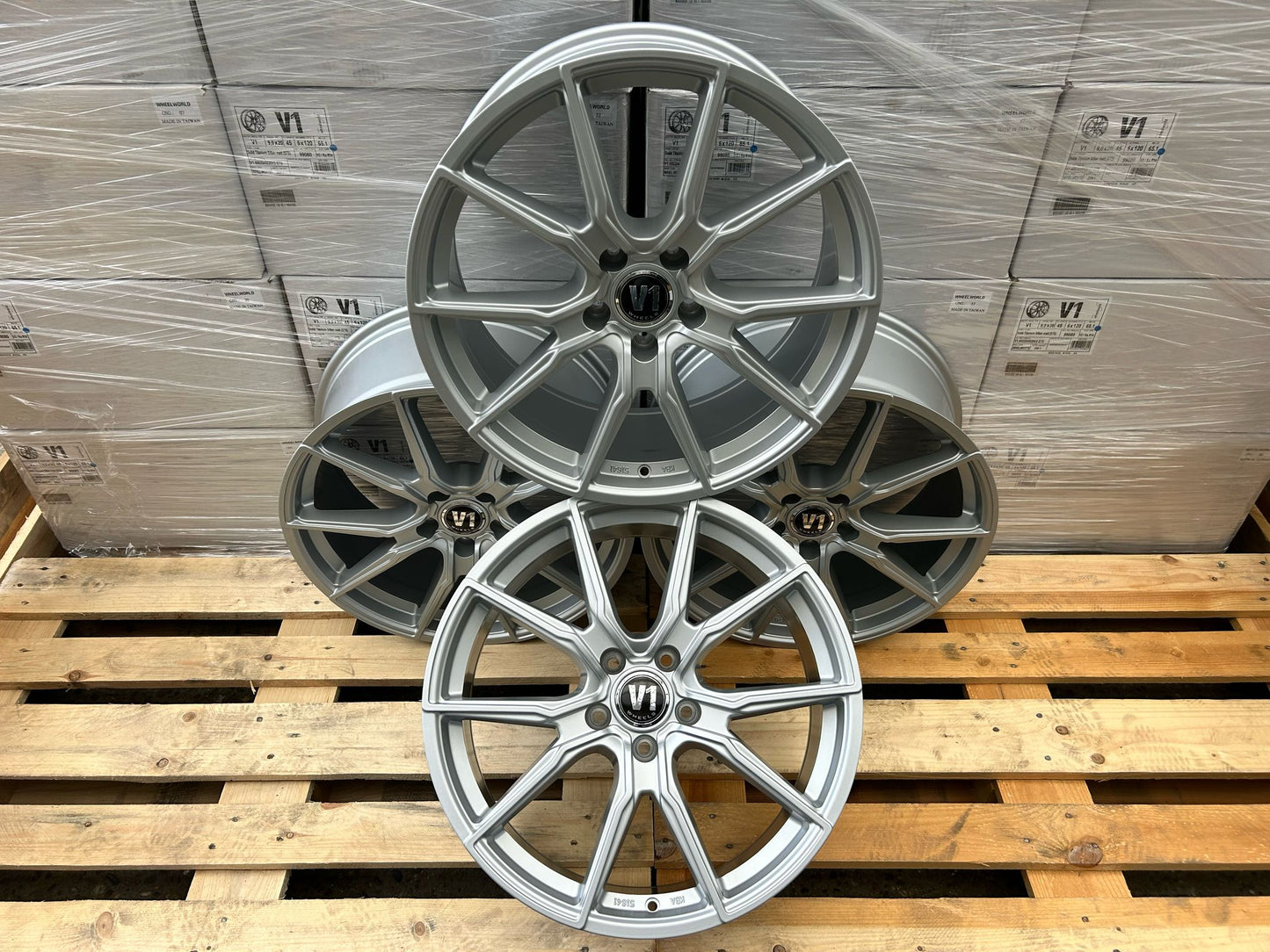 V1 Wheels V1 20 Zoll Solid Titanium Silber 9,0x20 ET45 5/120 65,1