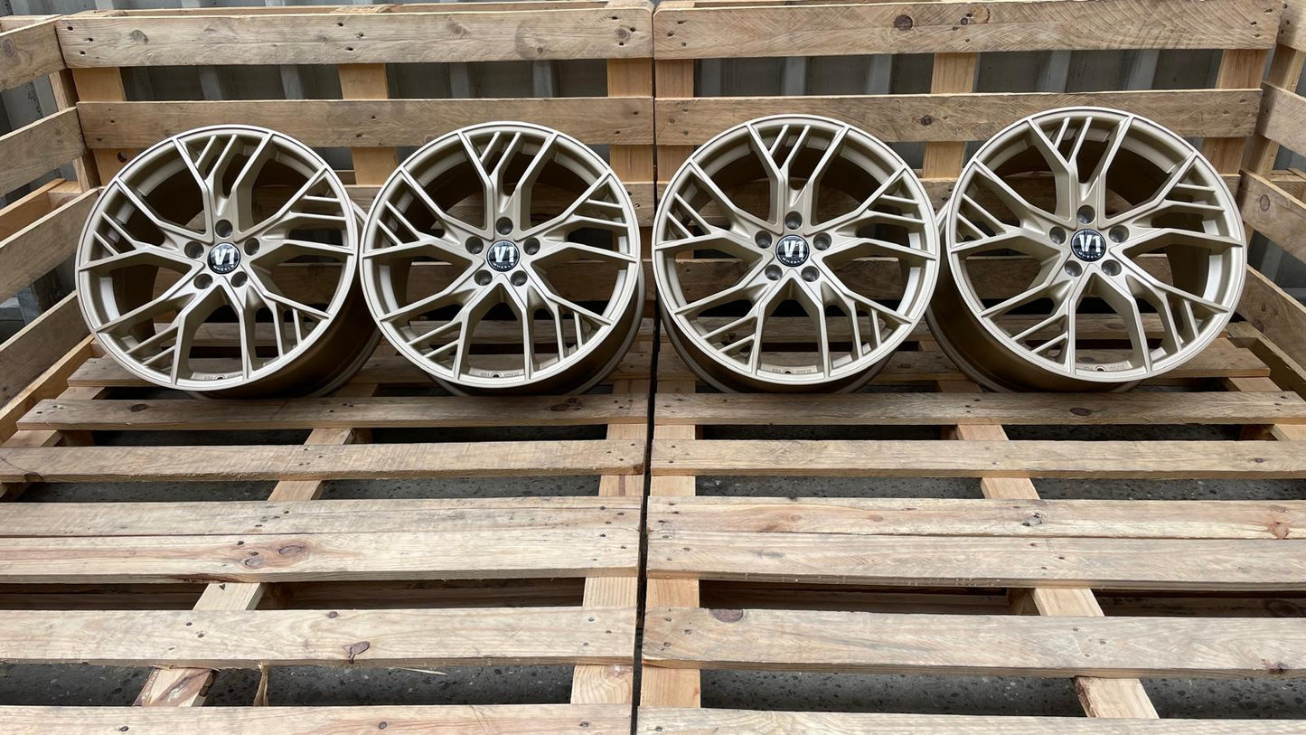 4er Satz V1 Wheels V7 19 Zoll Light Champagner ET29