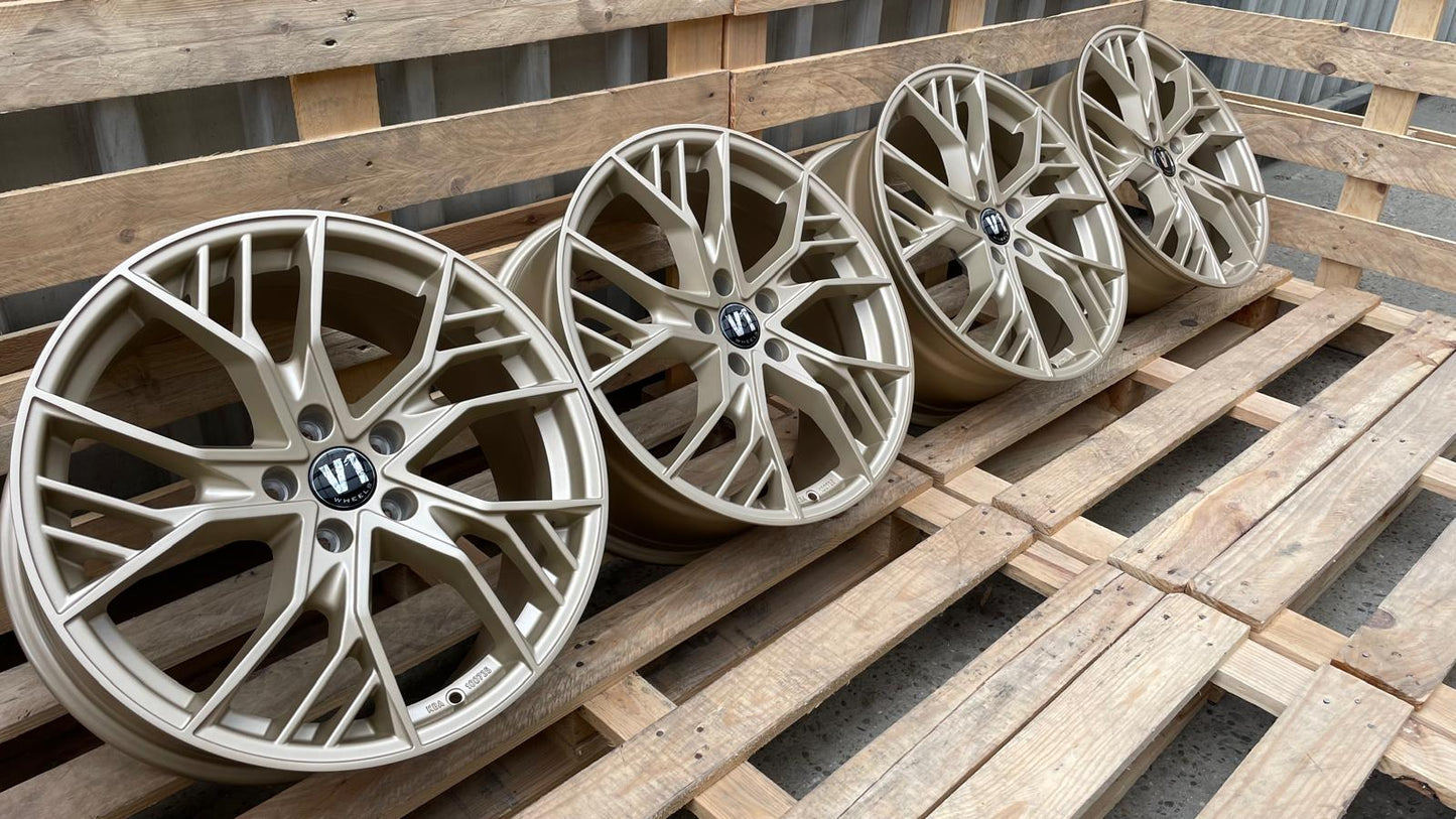 4er Satz V1 Wheels V7 19 Zoll Light Champagner ET29