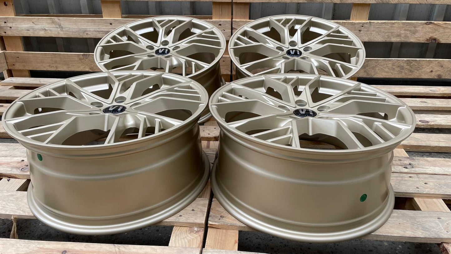 4er Satz V1 Wheels V7 19 Zoll Light Champagner ET29