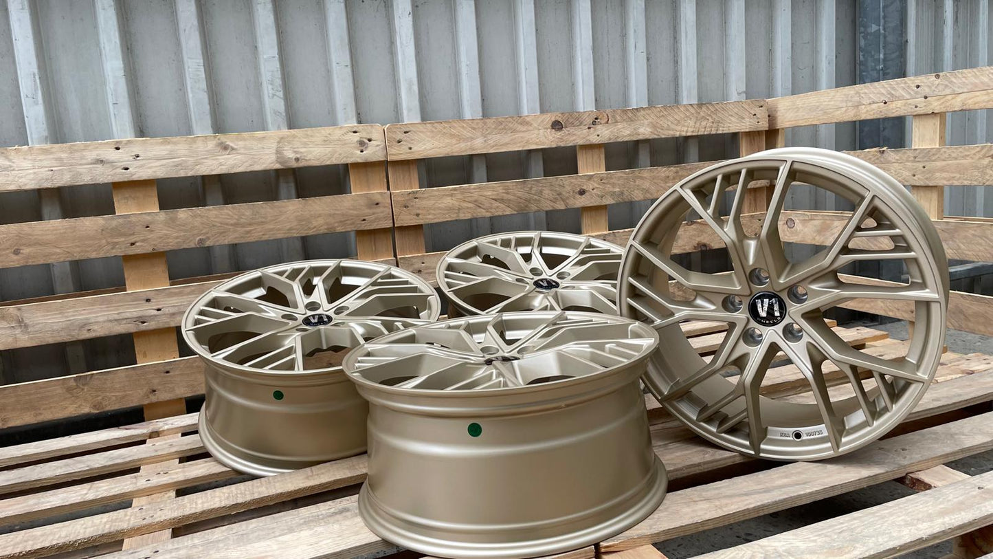 4er Satz V1 Wheels V7 19 Zoll Light Champagner ET29