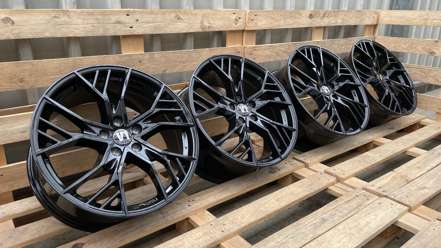 4er Satz V1 Wheels V7 19 Zoll Schwarz Glanz ET44
