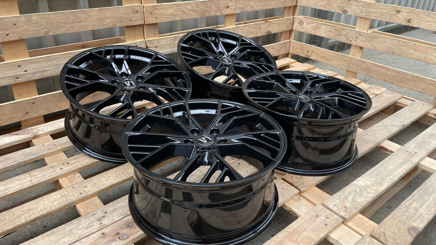 4er Satz V1 Wheels V7 19 Zoll Schwarz Glanz ET44