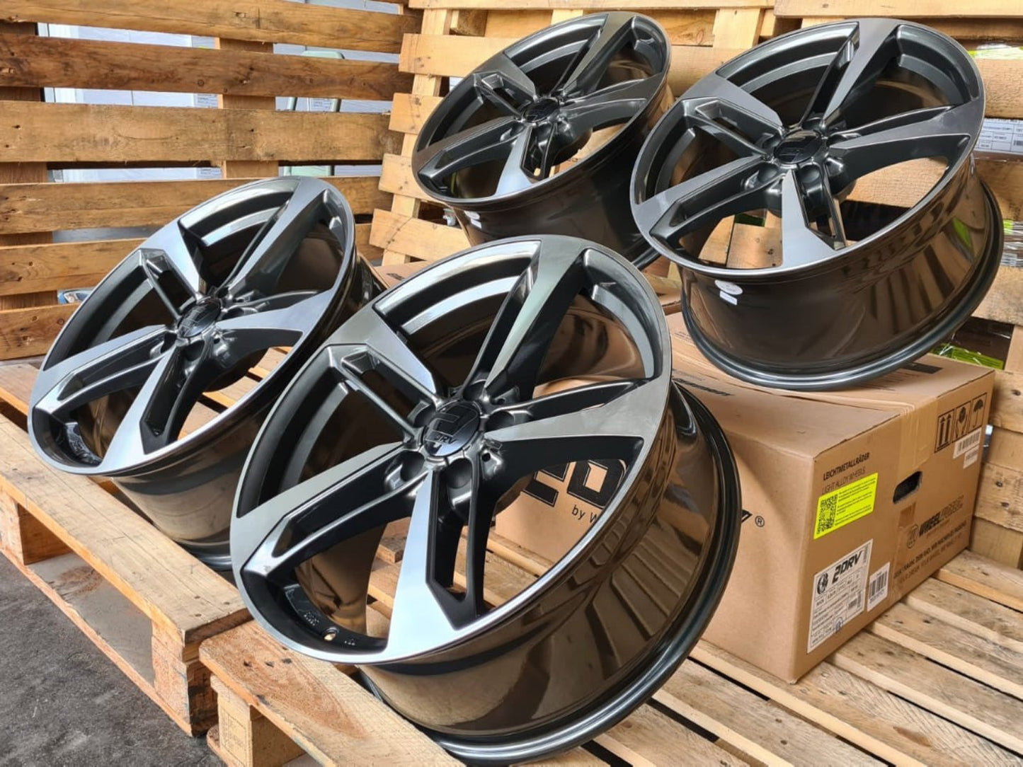 2DRV Wheelworld WH36 Felgen 18 Zoll Grau Poliert 8,0x18 ET48 5/112