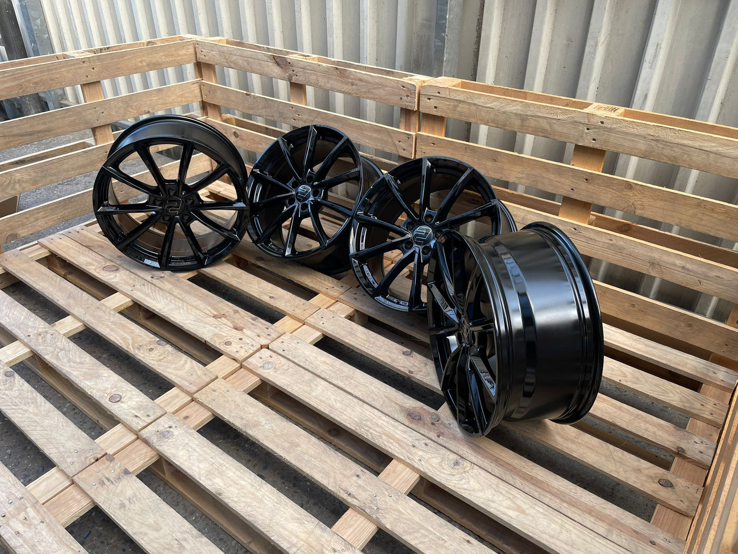 4er Satz Wheelworld WH28 19 Zoll Schwarz Glanz ET45