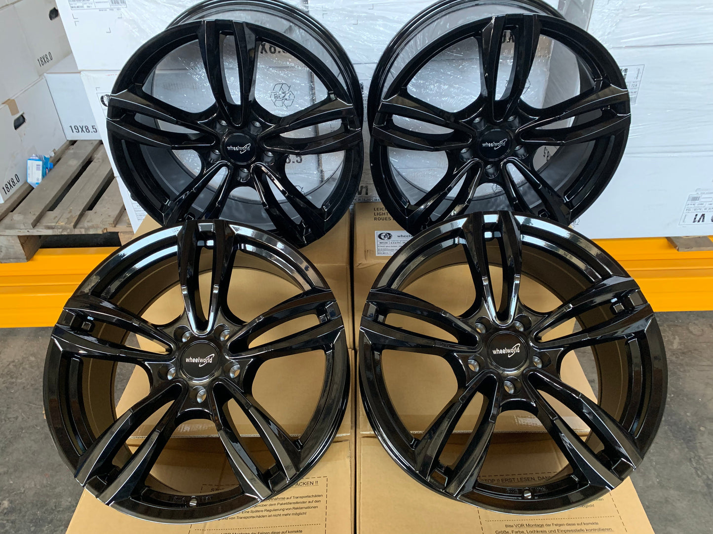 Wheelworld WH29 17 Zoll Schwarz Glanz 7,5x17 ET32 5/120