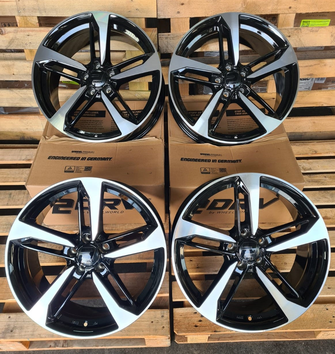 2DRV Wheelworld WH36 Felgen 19 Zoll Schwarz Poliert 8,5x19 ET30 5/112