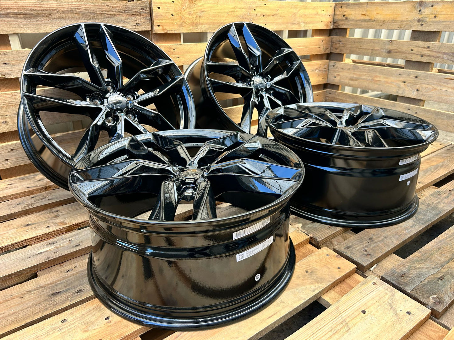 2DRV Wheelworld WH40 Felgen 18 Zoll Schwarz Glanz 8,0x18 ET39 5/112
