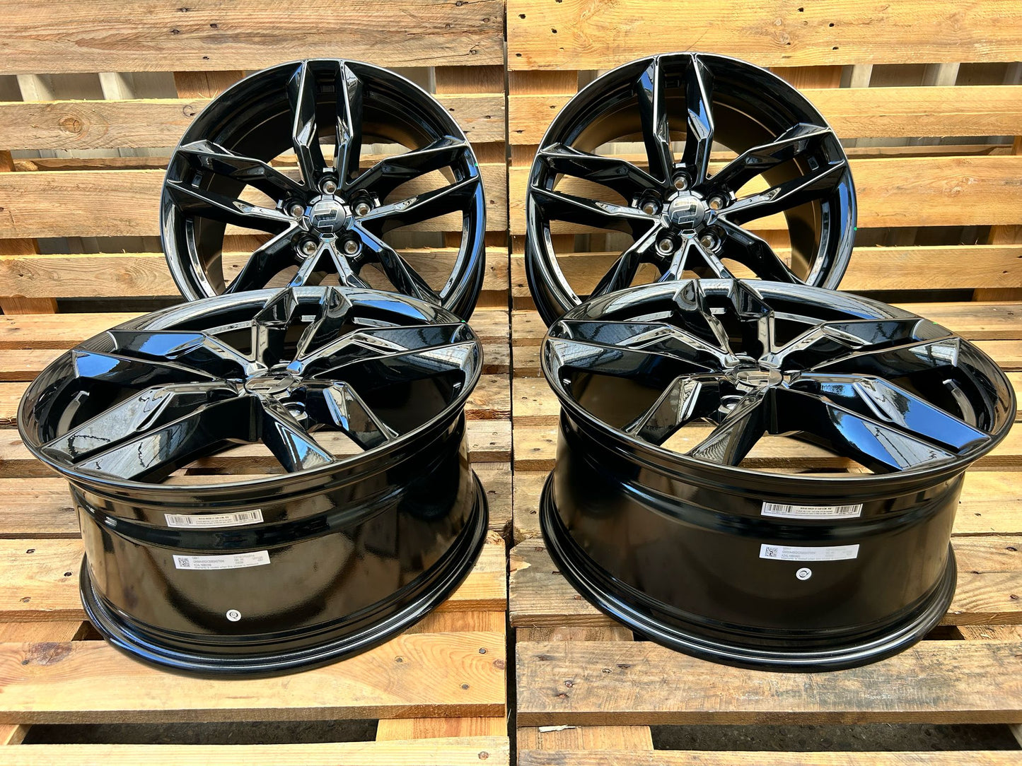 2DRV Wheelworld WH40 Felgen 18 Zoll Schwarz Glanz 8,0x18 ET39 5/112