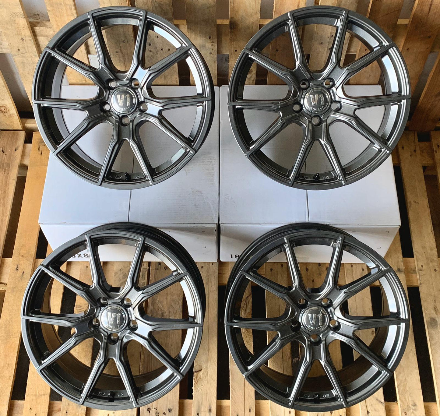 V1 Wheels V1 Felgen 18 Zoll Daytona Grau 8,0x18 ET35 5/120