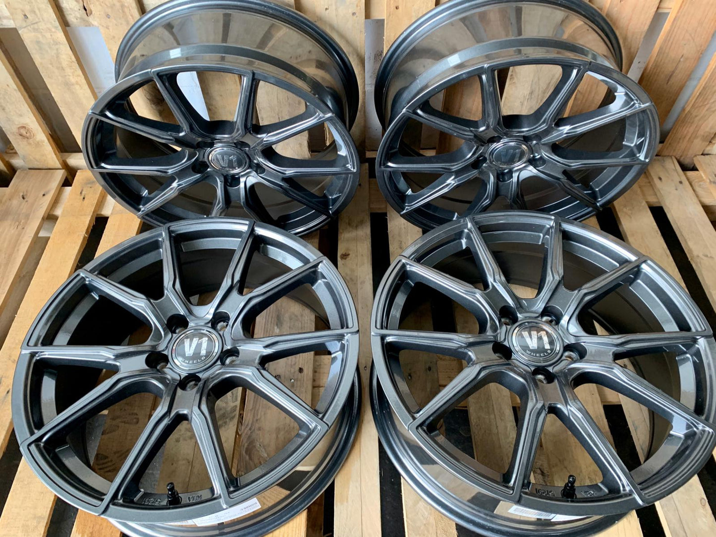 V1 Wheels V1 Felgen 19 Zoll Daytona Grau 8,5x19 ET35 5/112