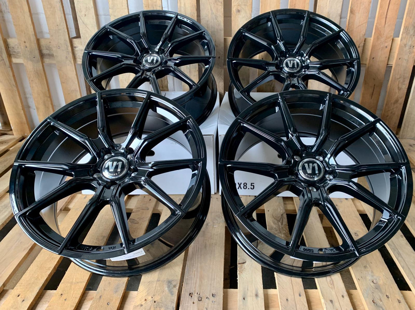 V1 Wheels V1 Felgen 18 Zoll Schwarz 8,0x18 ET45 5/120
