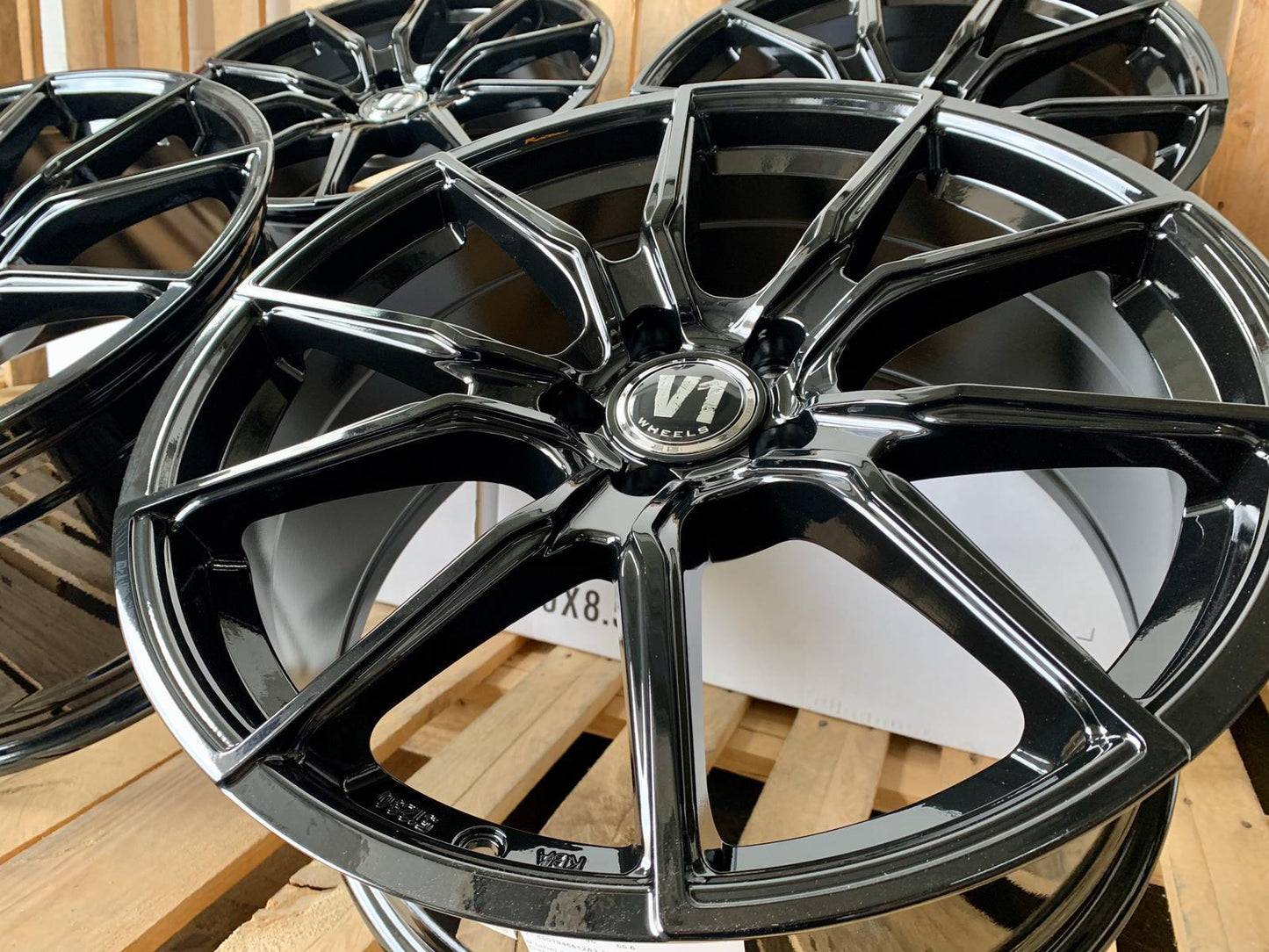 V1 Wheels V1 Felgen 18 Zoll Schwarz 8,0x18 ET45 5/120