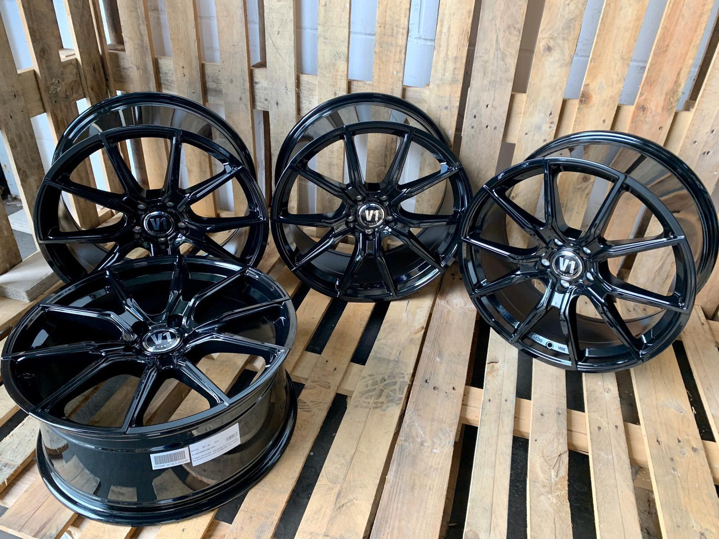 V1 Wheels V1 Felgen 18 Zoll Schwarz 8,0x18 ET45 5/120